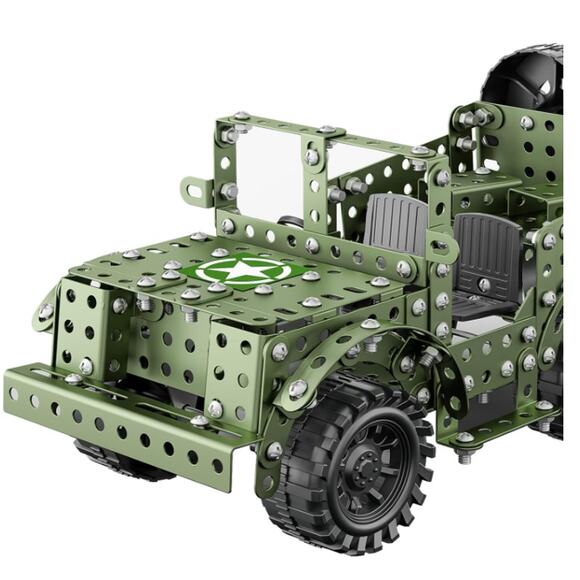 Model Tank metal 4.7'x, 9.9'x5.1", nuts,bolts,screwdriver,wrench,etc, 391 pcs. - Picture 2 of 7